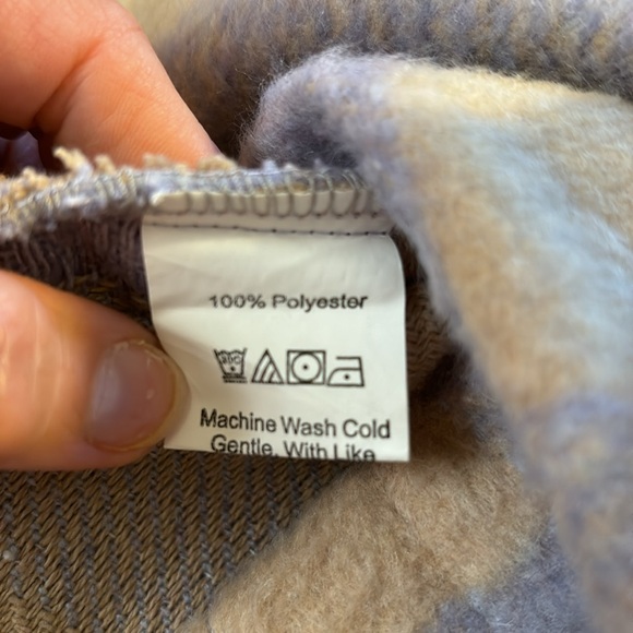 Daphne Lo (Boutique) Oversized Checked Plaid Shacket - Picture 10 of 14